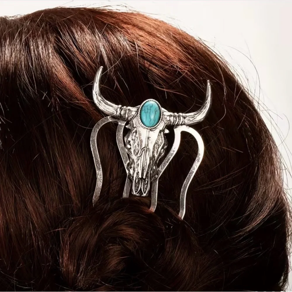 Silver Bull Skull Hair Comb - Picture 1 of 4